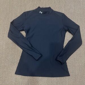UNDER ARMOUR COLD GEAR TOP